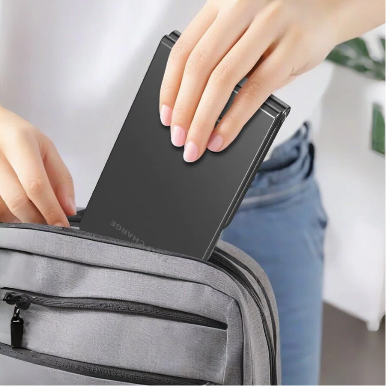 Caricabatterie wireless Laica piccole dimensioni